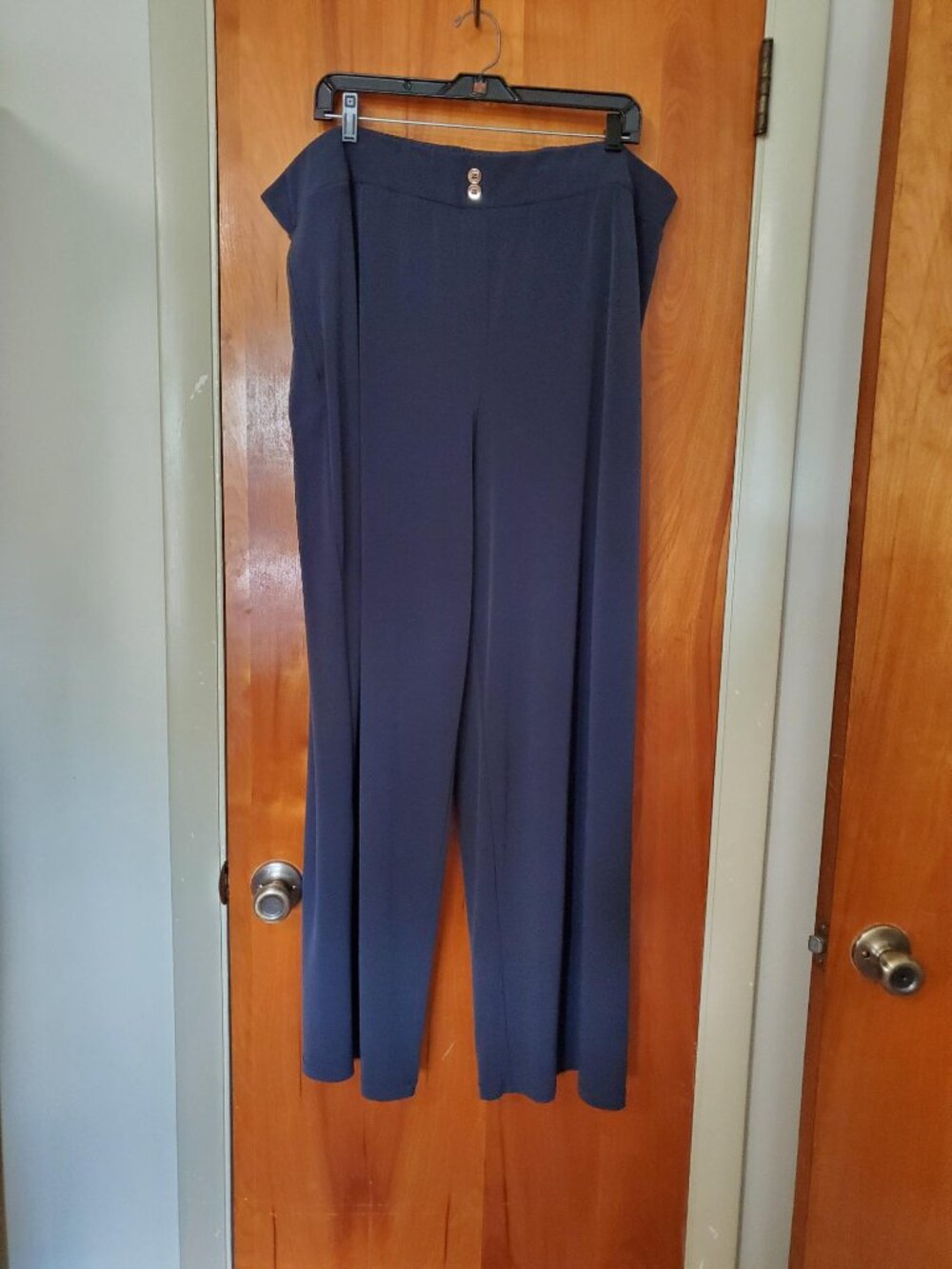Susan Graver Regular Liquid Knit Wide-Leg Pants w/ Button Detail 2X